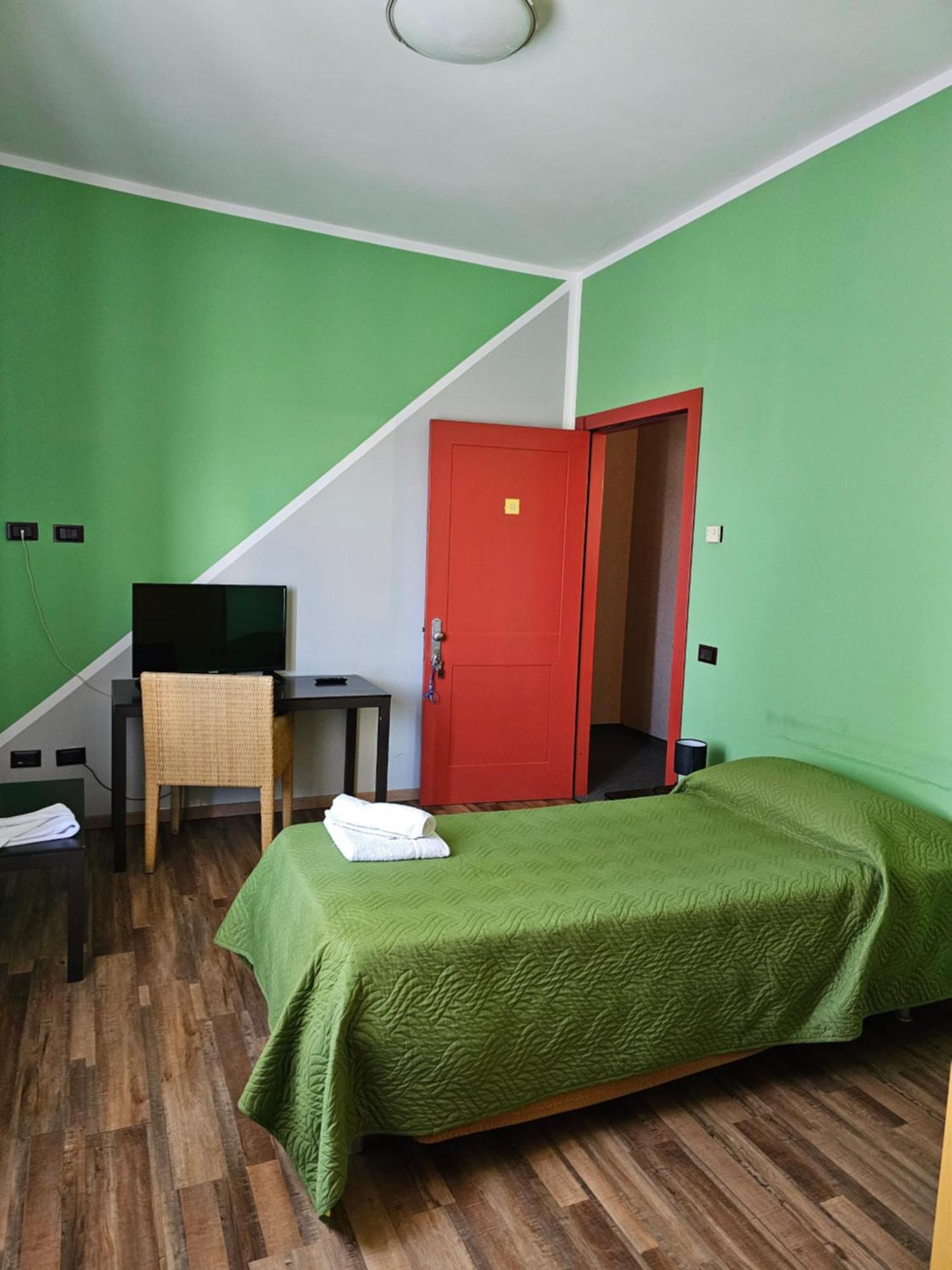 Hotel Arcadia None Екстериор снимка